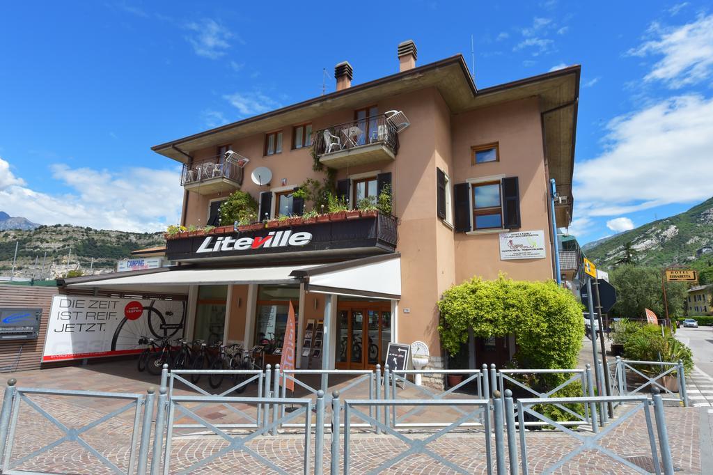 Casa Barcelli Sport & Family Apartments Torbole Sul Garda Exterior photo